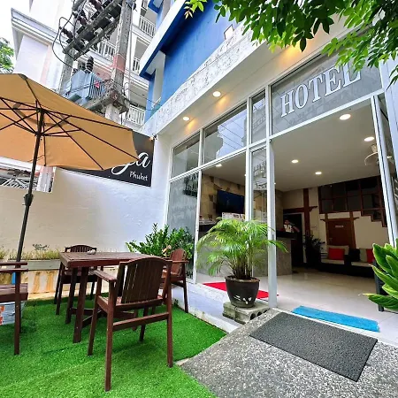 Hotel Baya Phuket - Rooftop Pool, Next To Food Market & Steps To Beach-3