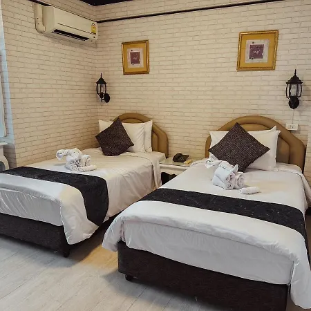 Hotel De Khuvieng-2