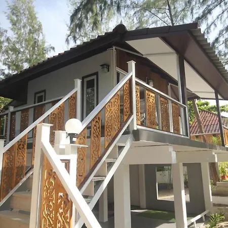 Phangan Cove Beach Resort-3