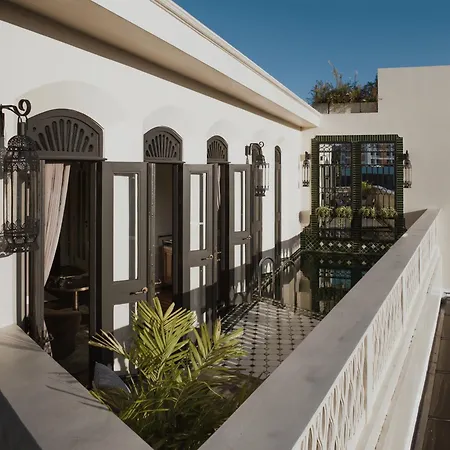 Hotel Verdigris-2