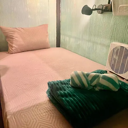 Tropical Hostel-2