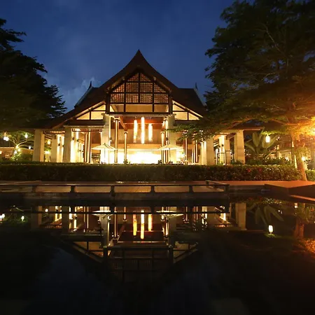 Apsara Beachfront Resort & Villa-2