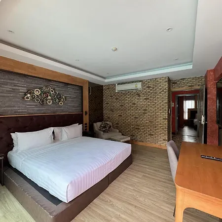 La Isla Pranburi Beach Resort-2