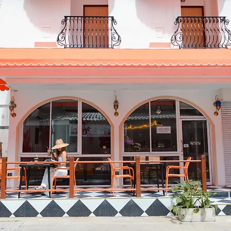 Sidewalk Boutique Hotel-3