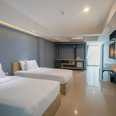 Nora Lakeview-2