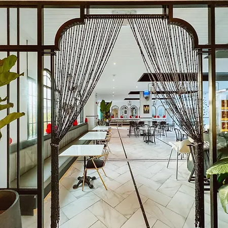 Ratri Hotel Phuket Old Town-3