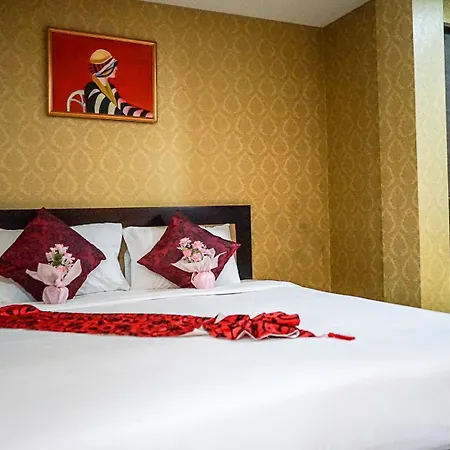 Grand Lucky Hotel-3