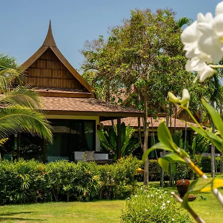Lanta Palace Beach Resort & Spa - Adult Only-2