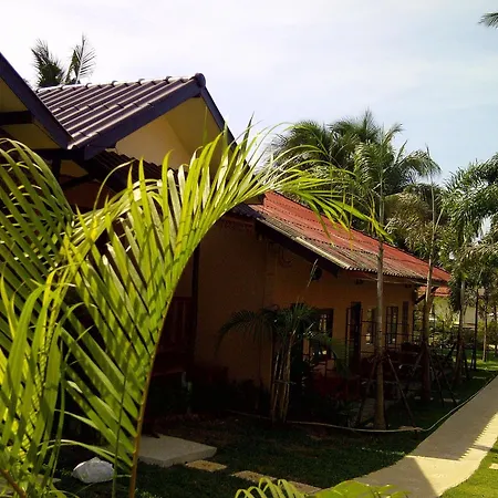 Paradise Bungalows-2