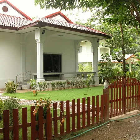 Baan Klang Aow Beach Resort-2