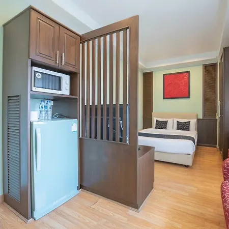 Blooming Hill Boutique Suites-3