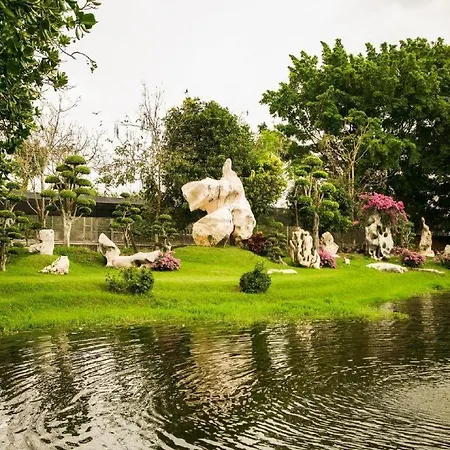 Lotusland Resort-3