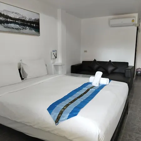 Phratamnak Inn Hotel & Guesthouse - 100 Mtr From The Beach-3