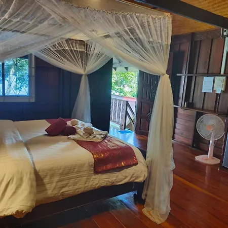 Kohjum Seafront Resort-2