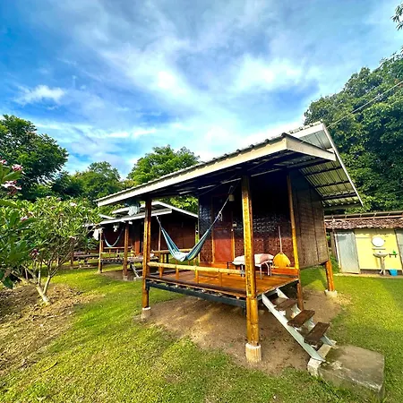 Twin Hut-3