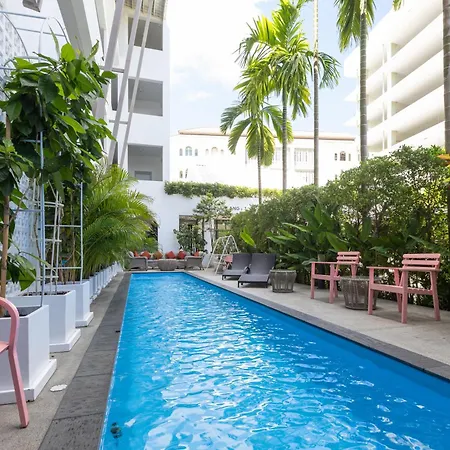 Ang Pao Hotel Phuket-3