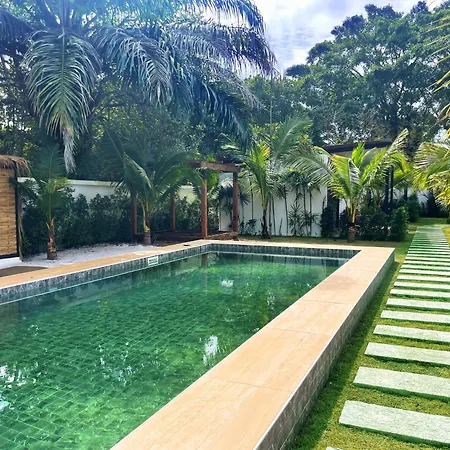 Aqua Boutique Resort & Pool-3