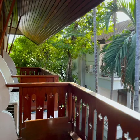 Sripat Guesthouse SHA Extra Plus-2
