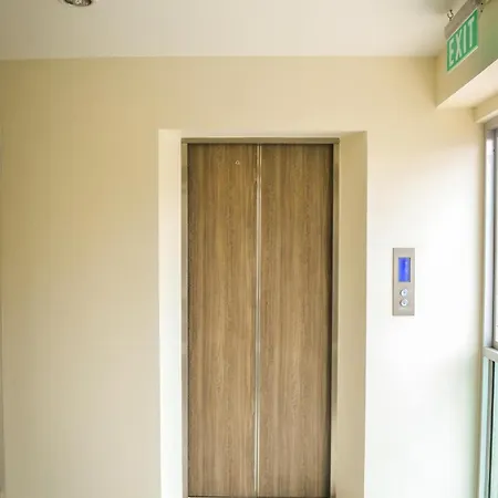 Sixty Star Love Place Hotel-3