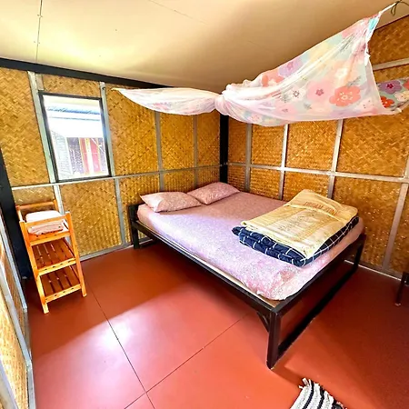 Twin Hut-3
