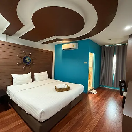 Bed By Cruise Hotel At Samakkhi-Tivanont-3