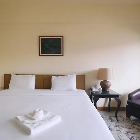Nonthaburi Palace Hotel-3