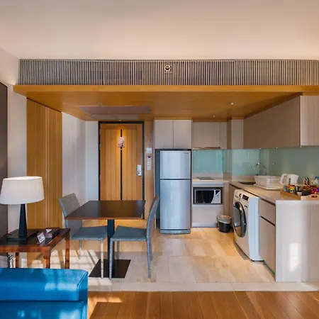 Arcadia Suites Ploenchit Bangkok-3