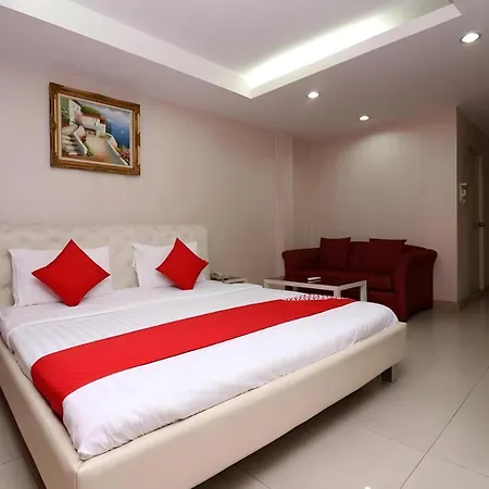 Diamond Residence Silom-3