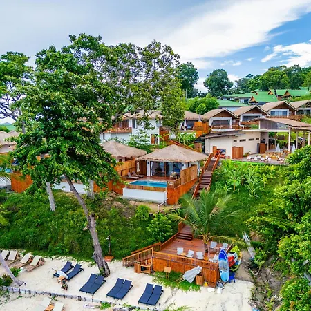 Ten Moons Sunset Villas-3