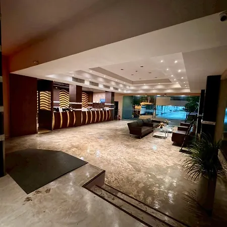 Crown Pattaya Beach Hotel-2