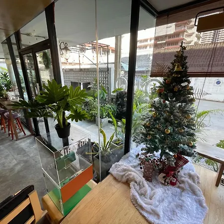 Yolo Bangkok Boutique Hotel-3