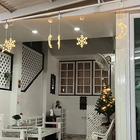 Ree Guesthouse-3