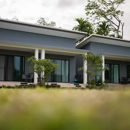 Moonlight Cottage-3