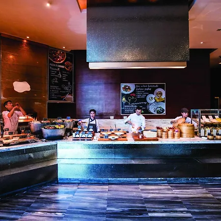 Le Meridien Bangkok - SHA Extra Plus-3