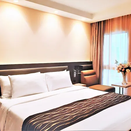 Amora NeoLuxe Suites Hotel-3