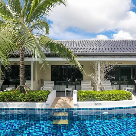 Tuana Hotels Brook Pool Access-2