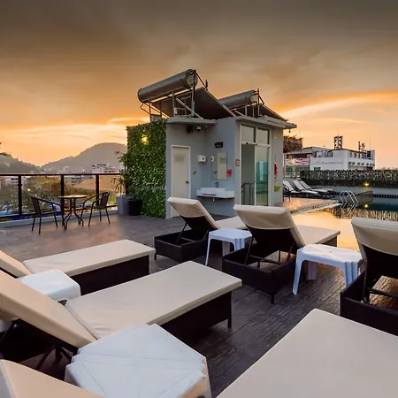 Hallo Patong Hotel - Rooftop Pool - Stunning Mountain Views & Otop Market-3