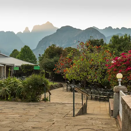 Cathedral Peak Hotel-2