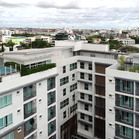 Hotel Amber Sukhumvit 85-2