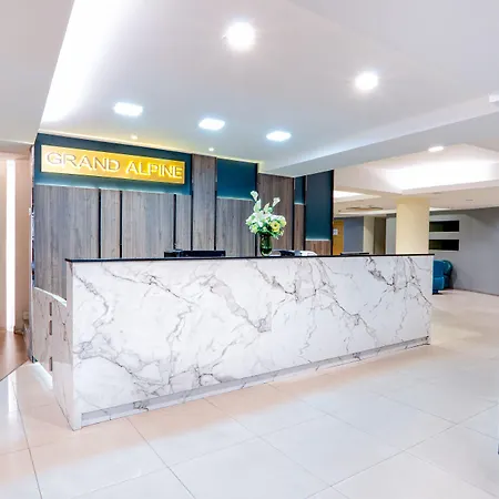 Grand Alpine Hotel-3