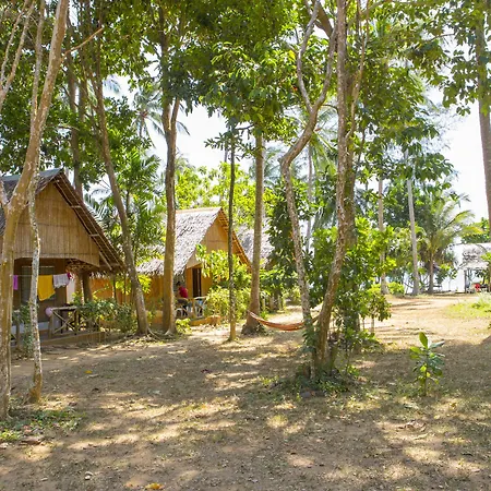 Lanta Coral Beach Resort-3