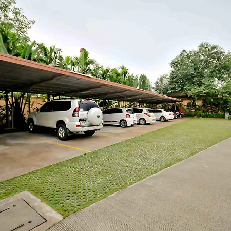Villa Wanida Garden Resort-3