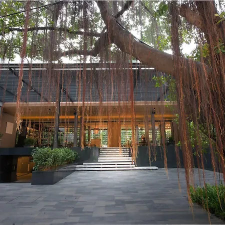 Ad Lib Hotel Bangkok-3