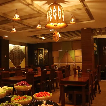 Aiyaree Place Hotel Sha Plus-3