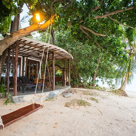 B52 Beach Resort-3
