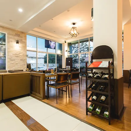 Adelphi Pattaya-2