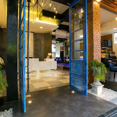 The House Patong-2