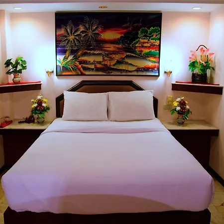 Paradise Inn-2