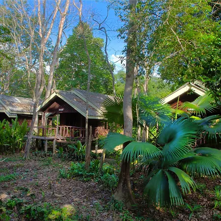 Khao Sok Riverside Cottage-3