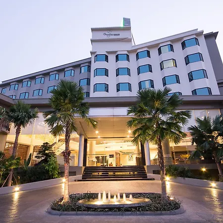 The Grand Riverside Hotel-3